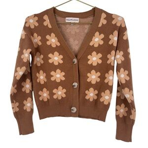 Willow & Wind Flower Print Button Up Sweater medium